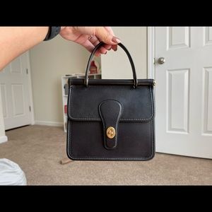 Coach Willis Top Handle 18